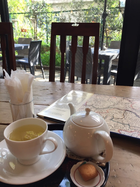 エスパス・ビブリオ