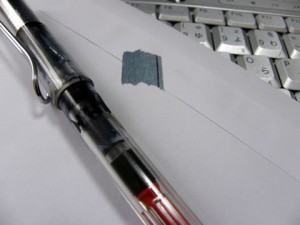 手紙の封にマスキングテープ