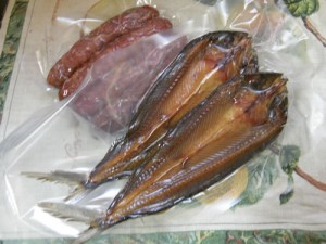 ソフトサラミソーセージとあごの燻製 ソフトサラミソーセージとあごの燻製