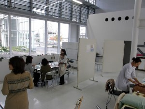 パチューリ岡さんのワークショップ　ルームスプレー作りです