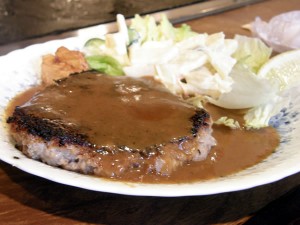 こちらもおいしい　ハンバーグ