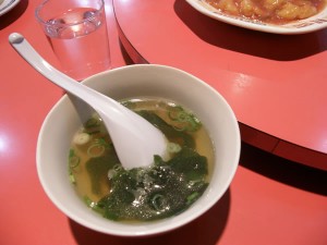 わかめスープ