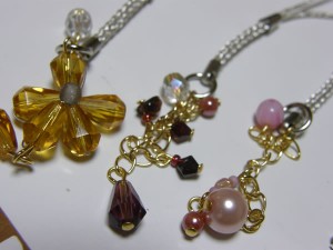 ゴールドのストラップ