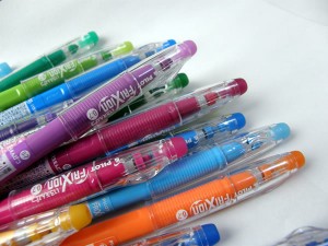 キャップの先でこすると消えます キャップの先でこすると消えます