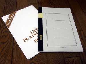 左がライフ　右がツバメノート