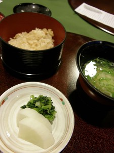 味付けご飯とお漬け物