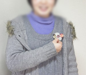 ブローチ