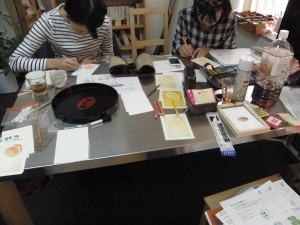 塗り絵 集中しています